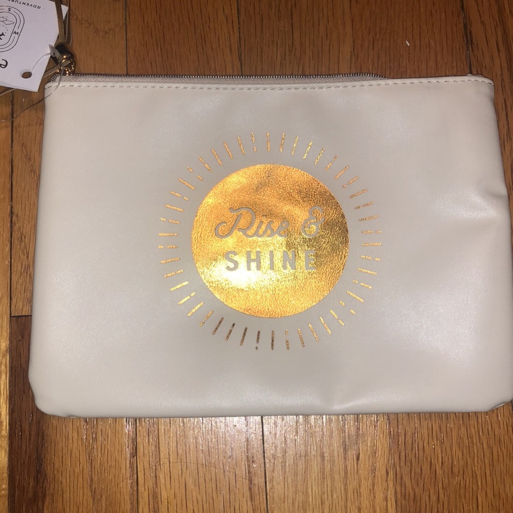 Elūm Sleep N Shine Pouches - Picture 3 of 5